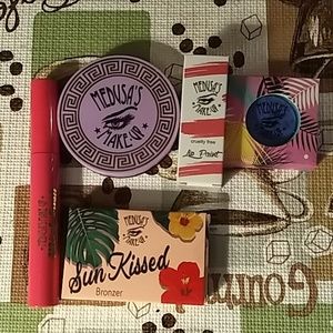 Lot of Medusa's Make-up